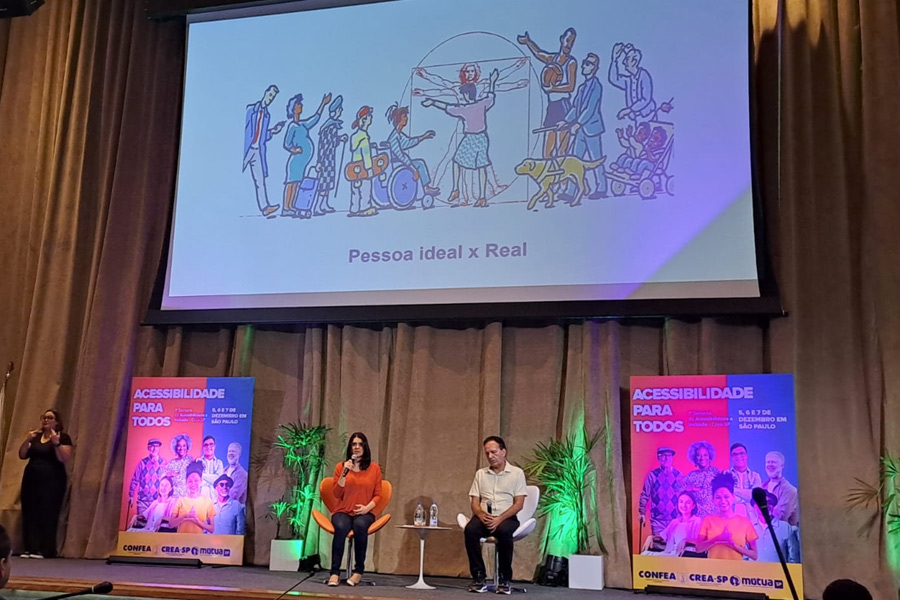 Cláudia Nascimento e Sidney Tobias apresentam palestra em evento de acessibilidade do CREA-SP.